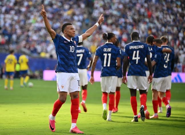 Mbappe Scores Twice to Level Messi on Six World Cup Goals